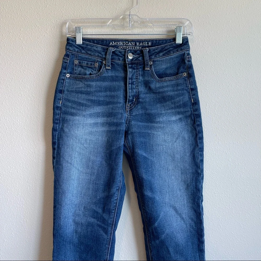 AMERICAN EAGLE Vintage Hi-Rise Stretch Jeans - Picture 2 of 3